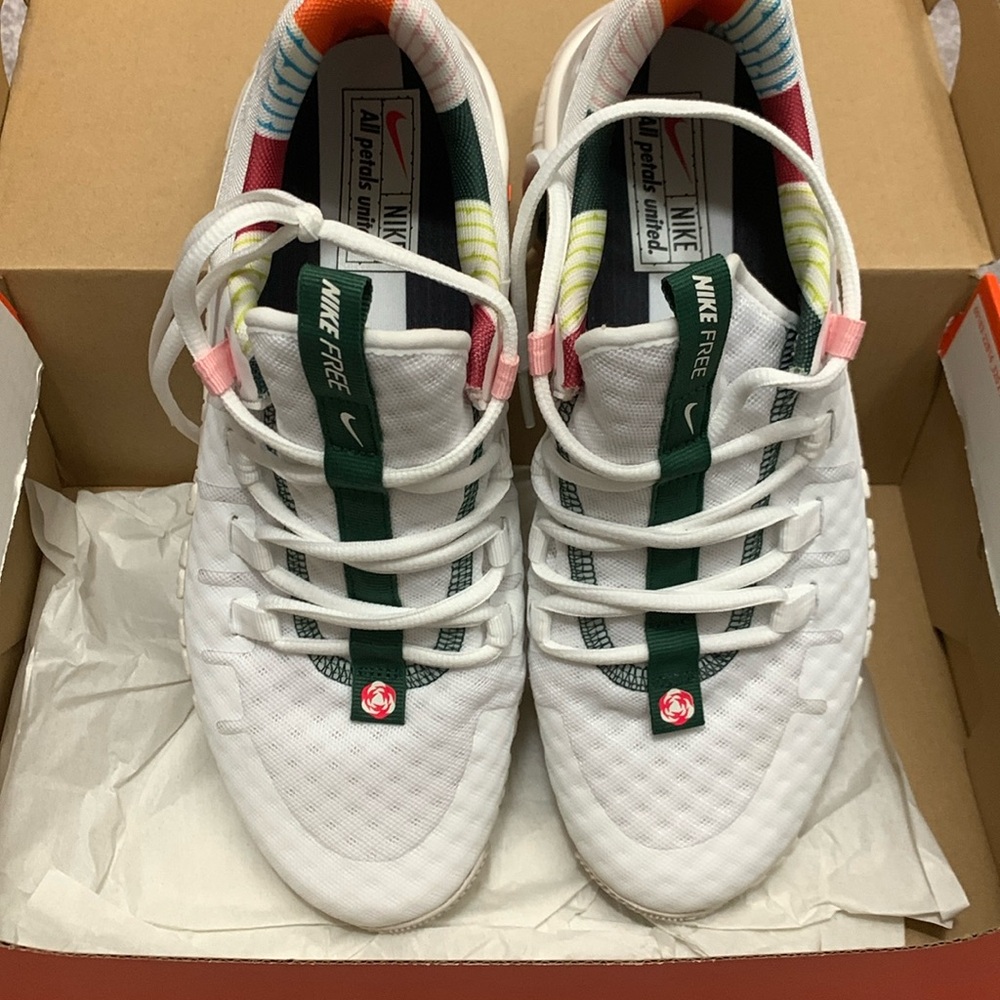 NEW Nike Free Metcon 5 Size 9